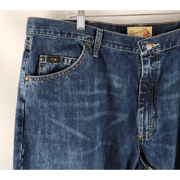 Wrangler 20X Jeans Mens 40x32 Blue Straight Leg Denim - Picture 3 of 9